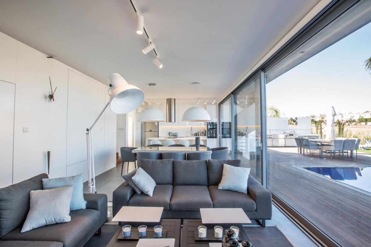 White Pearl Villas Protaras Exteriör bild